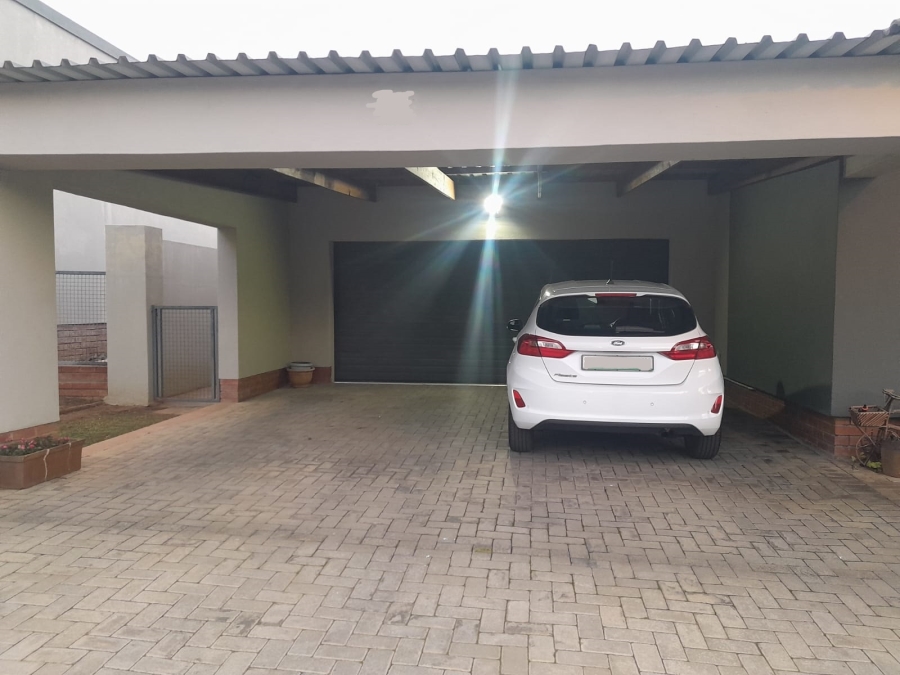 3 Bedroom Property for Sale in Waterkloof A H North West
